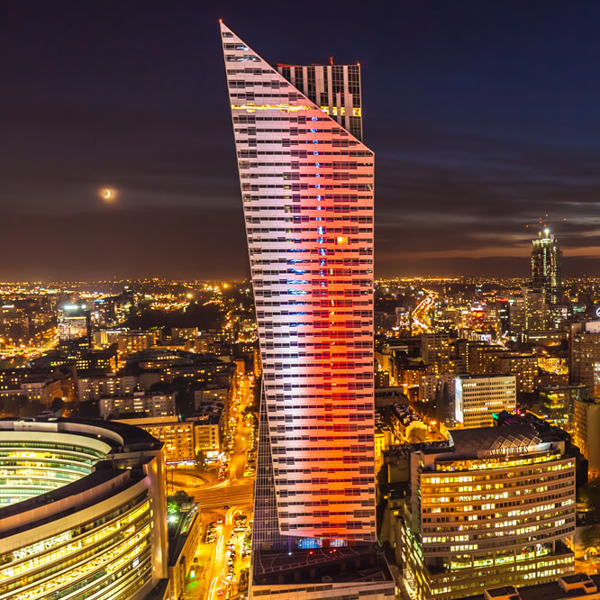 plac-w-warszawie-vinove-kolekcja-warsaw